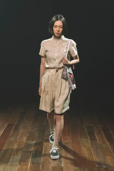 Look 1